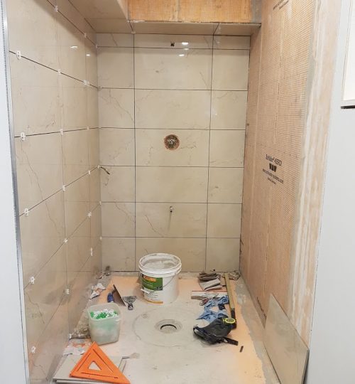 16 Shower tile